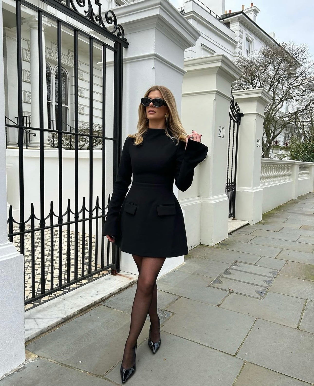 Odd Muse Mini - black